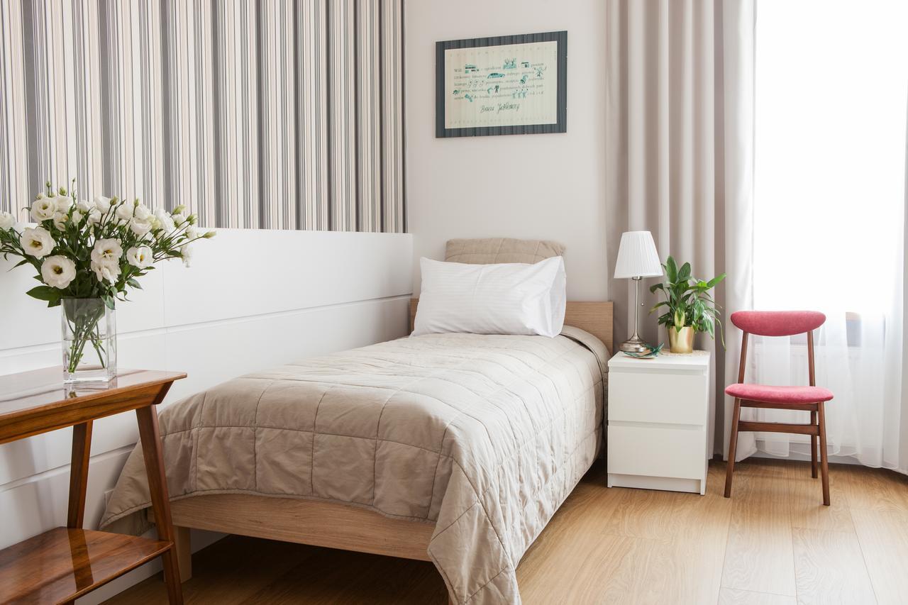Apple Inn Warsaw Ngoại thất bức ảnh